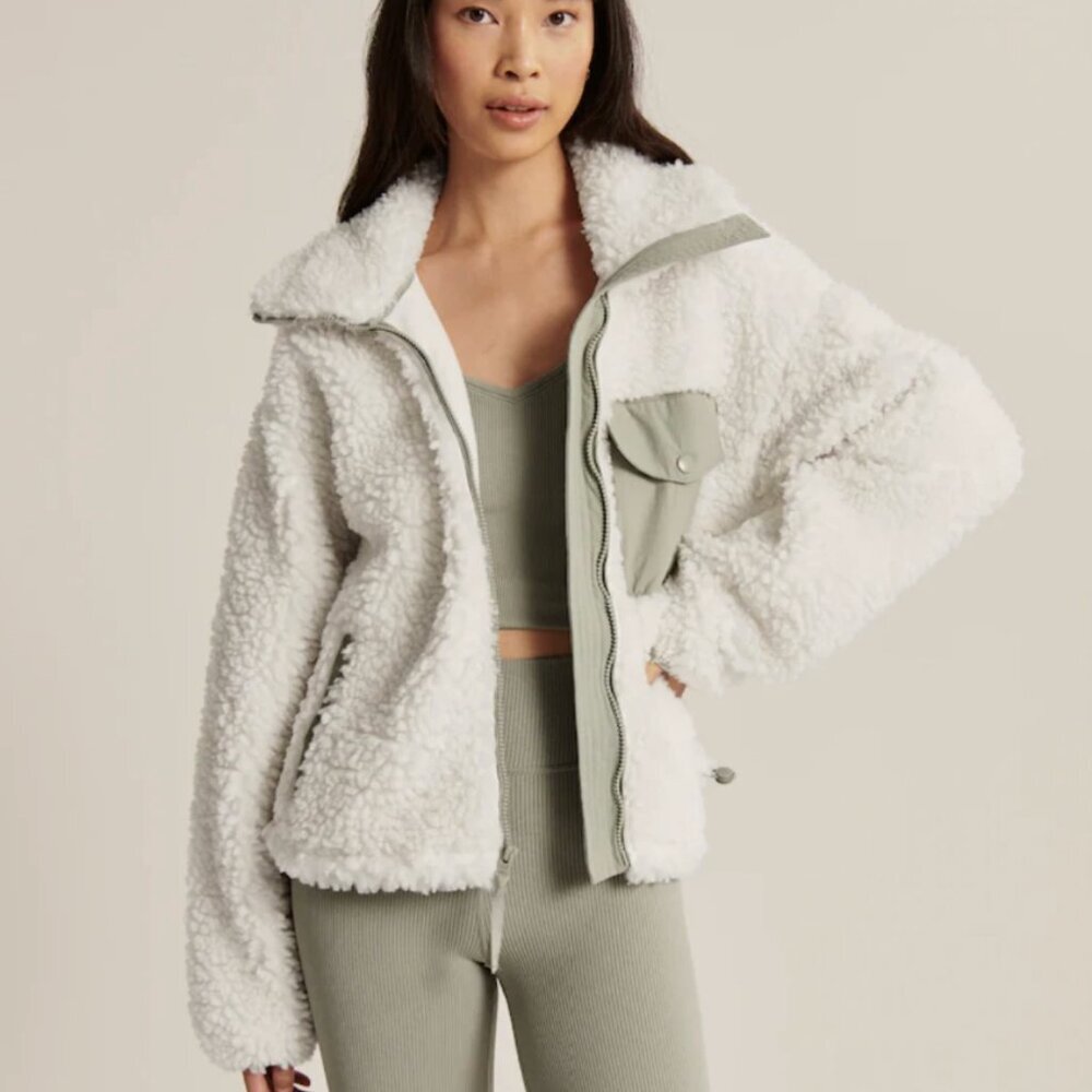 🤍🌿 Abercrombie& Fitch Full-Zip Utility White Sherpa Jacket Size M 🤍🌿